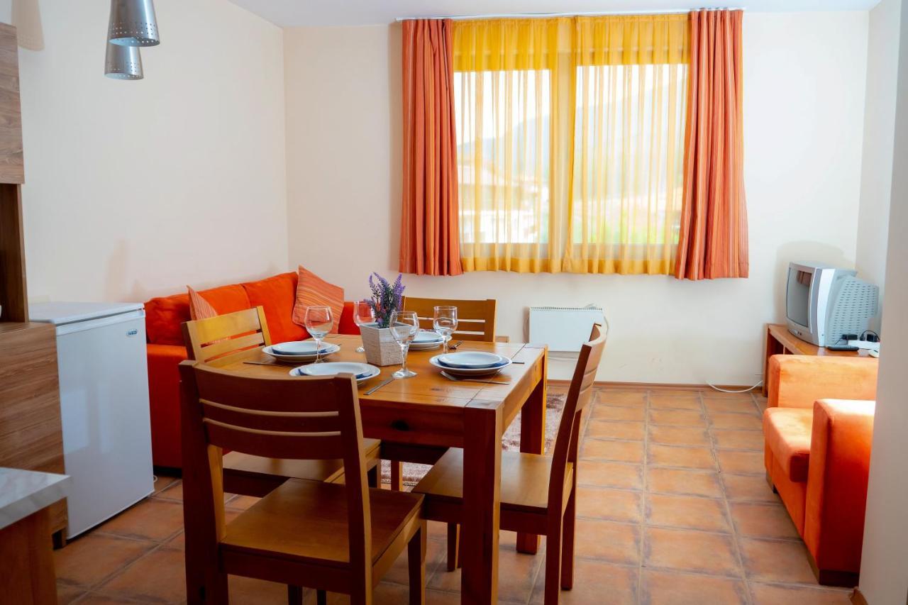 Two Bedroom Apartments In Murphys Lodge Bansko Extérieur photo