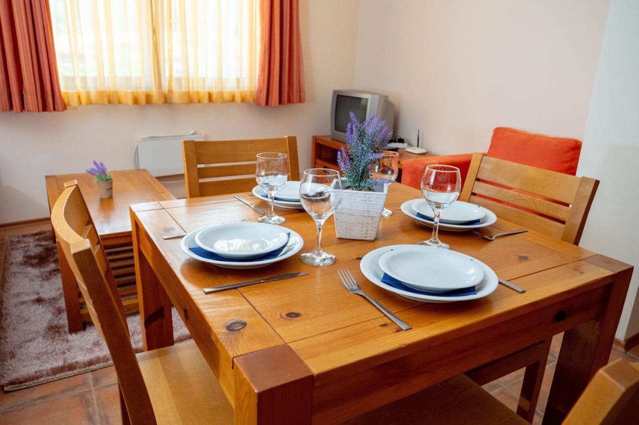 Two Bedroom Apartments In Murphys Lodge Bansko Extérieur photo