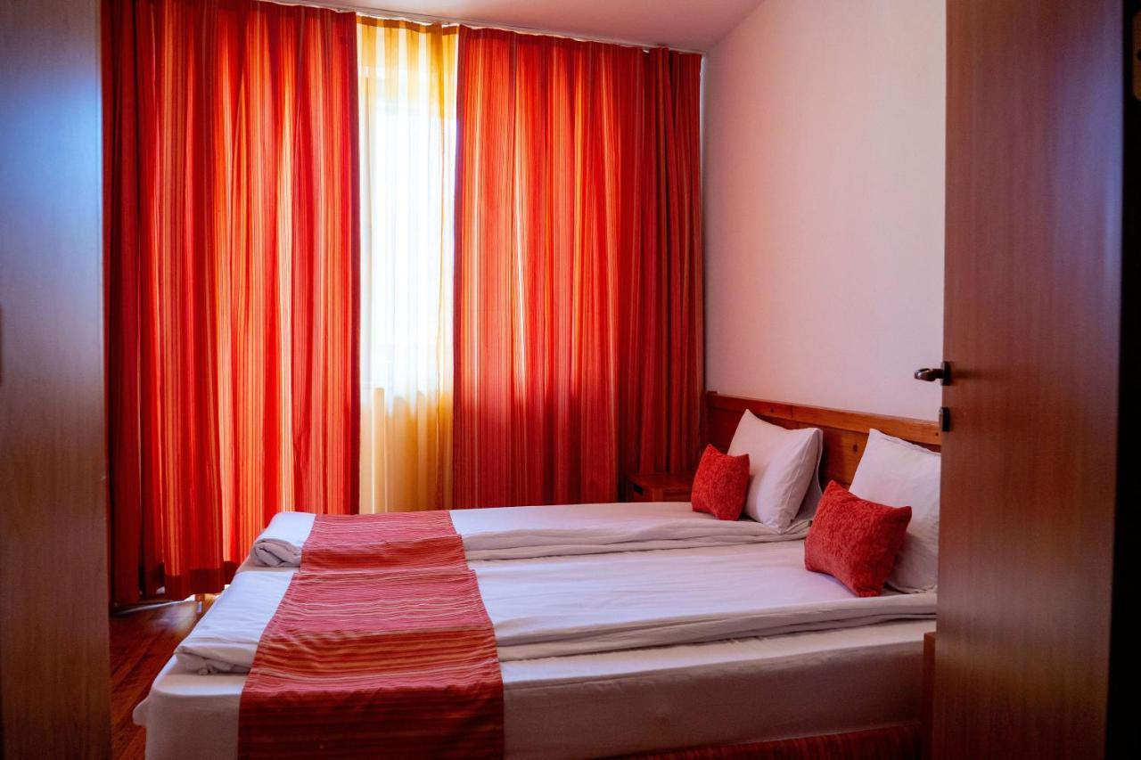 Two Bedroom Apartments In Murphys Lodge Bansko Extérieur photo