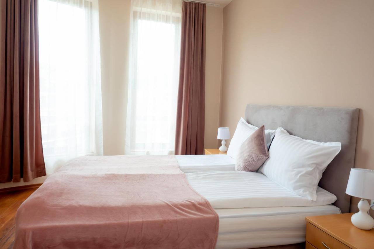Two Bedroom Apartments In Murphys Lodge Bansko Extérieur photo